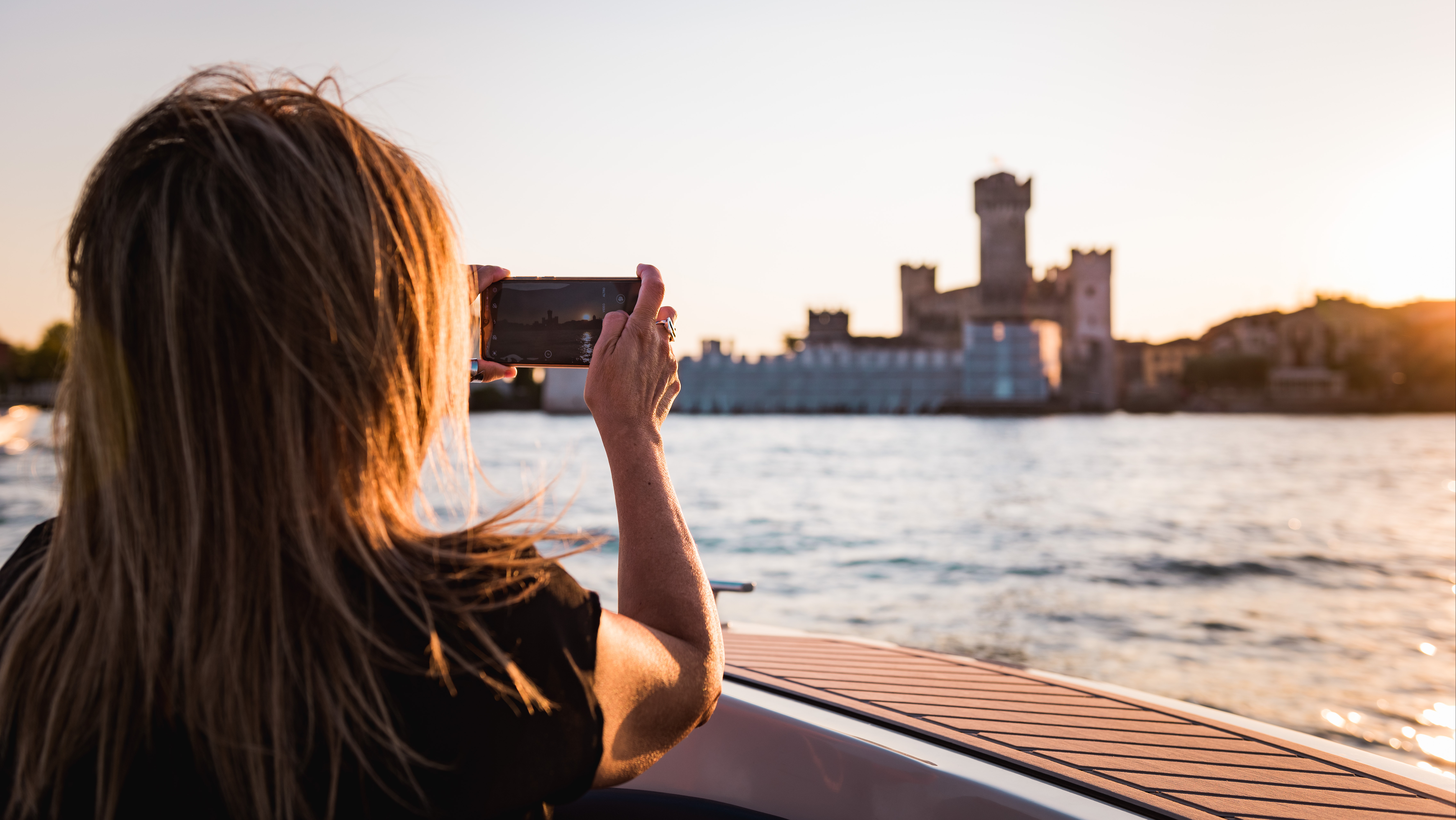 Boat tour around Sirmione