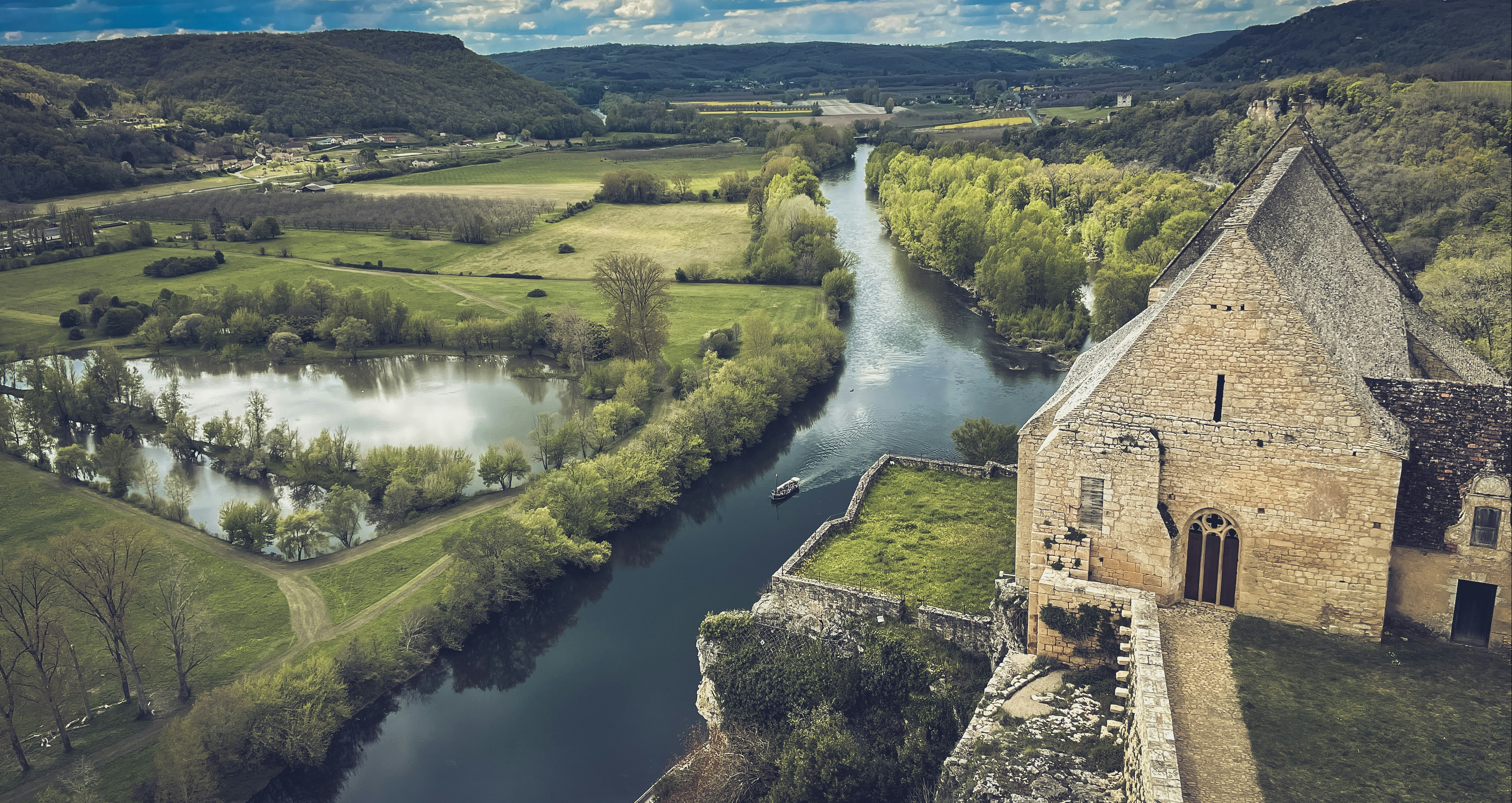 Bezaubernde Dordogne: Kultur und Abenteuer erwarten Sie!