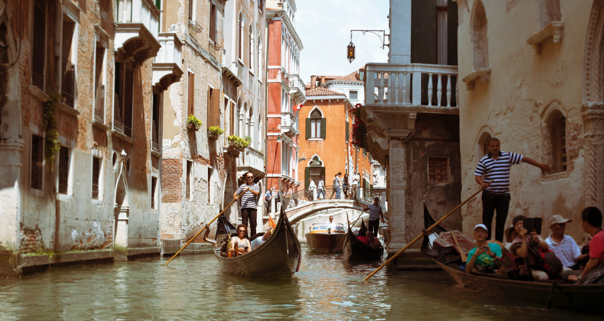 Ein Tag in Venedig: Wie man die Stadt erreicht und Reiseideen