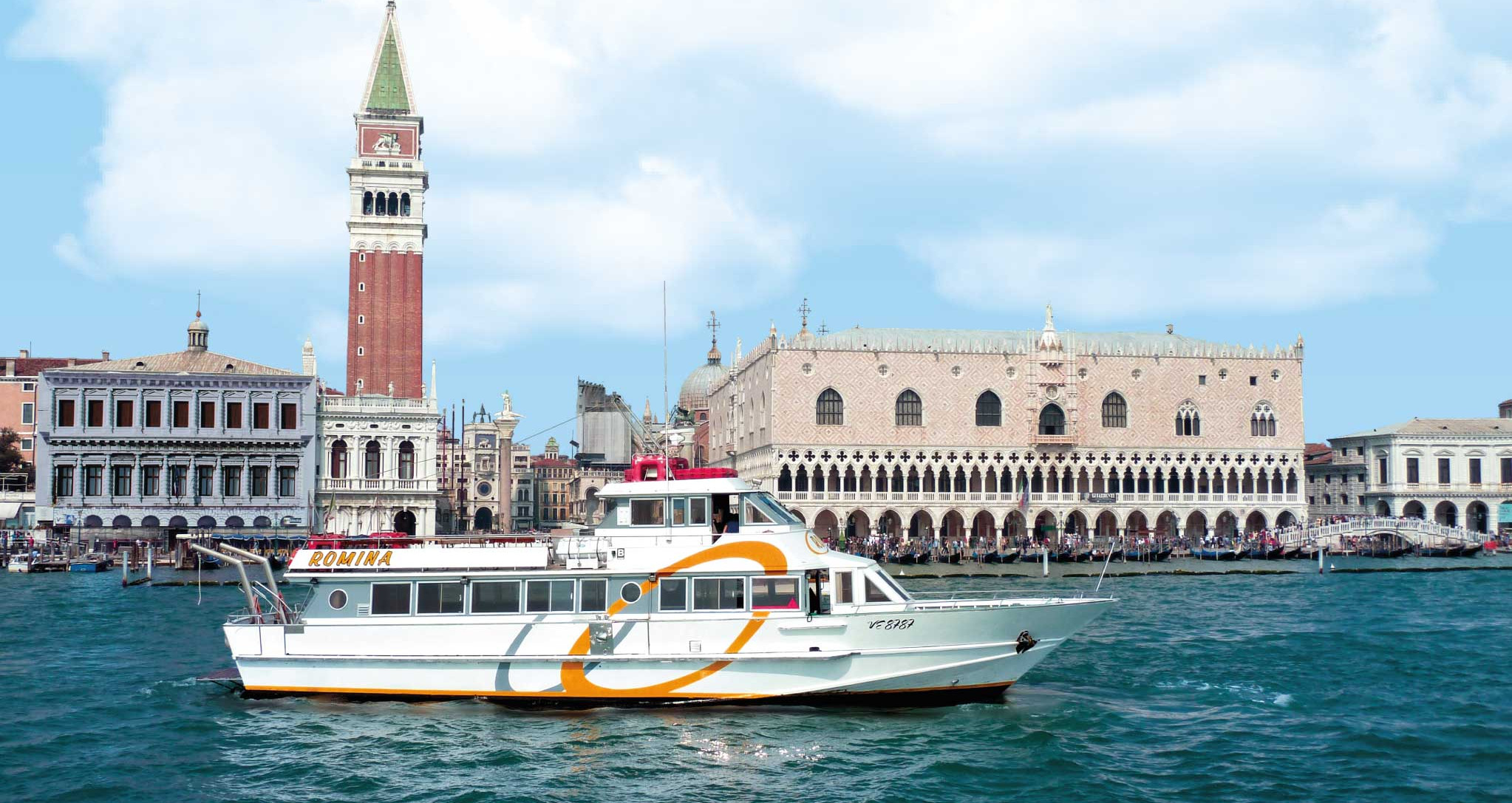 Fast cruise to Venice