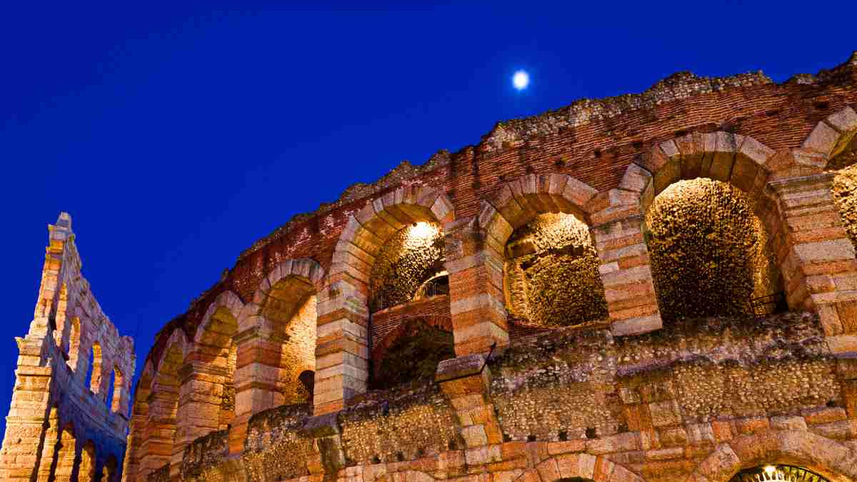 Operntickets für die Arena di Verona 2026 – Ihr Leitfaden für einen unvergesslichen Opernsommer.