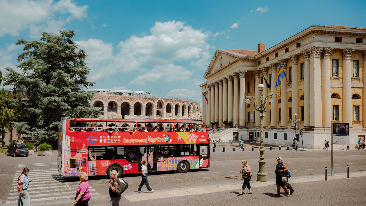 Verona Hop On Hop Off City Sightseeing