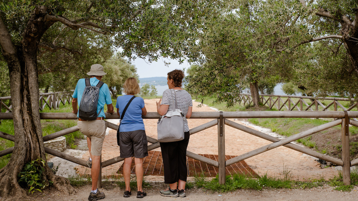 Sirmione: Grotte di Catullo Ticket and Guided Tour